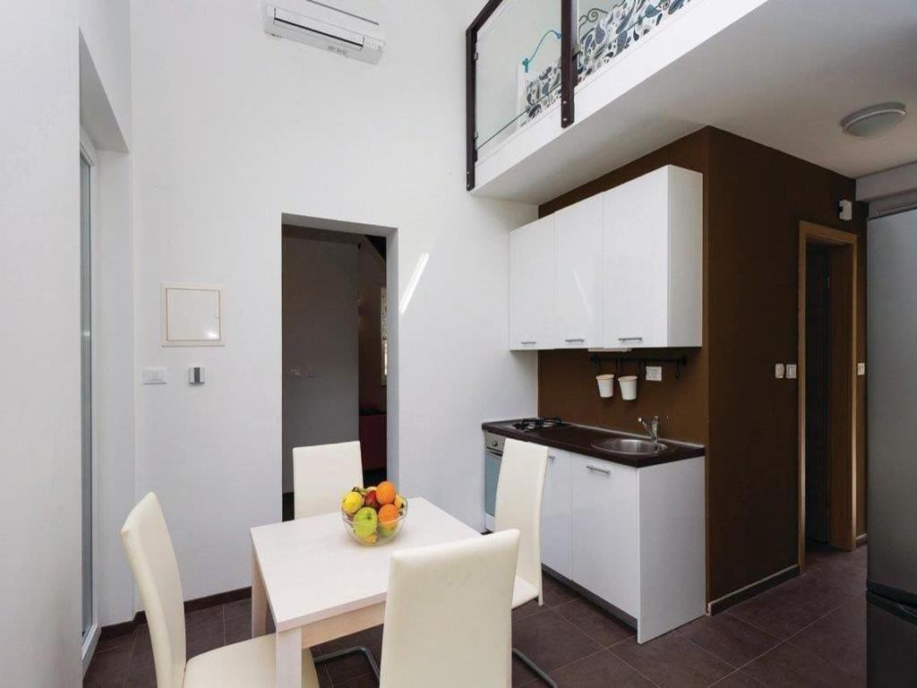 Apartments Grzic Porozina 외부 사진